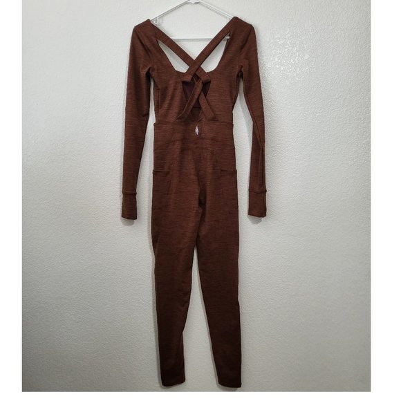 Women's FP Movement Relieve Cross Back Free‎ People Long Sleeve Jumpsuit - Picture 15 of 15